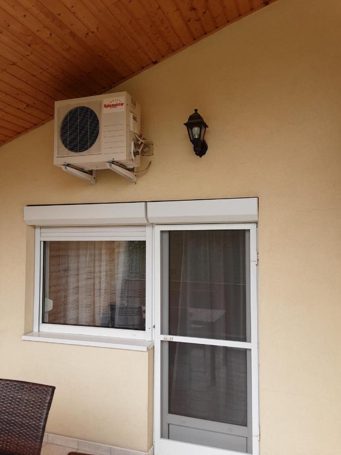 Jozefin Apartman Heviz Bagian luar foto