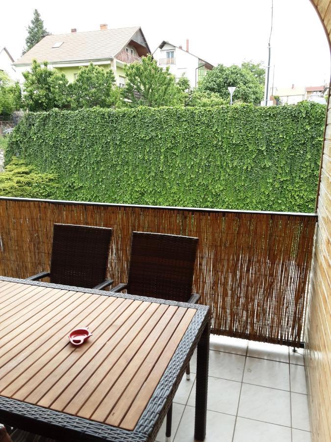 Jozefin Apartman Heviz Bagian luar foto